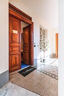 Elysium Suites Colosseo