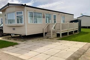 Lodge - Sleeps 6 - Patio - Parking - Beach Close