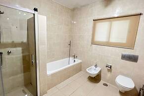 Beautiful Villa With Pool Scenic Views Sleeps 8