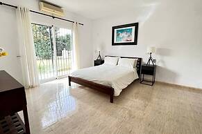 Beautiful Villa With Pool Scenic Views Sleeps 8