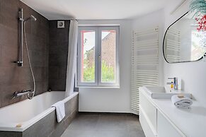 Brussels Flagey Elegant