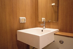 Blossom Condo Sathon-Charoenrat