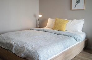 Blossom Condo Sathon-Charoenrat