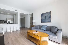 Luxury Central Apartment with Gym