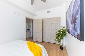 Luxury Central Apartment with Gym