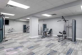 Luxury Central Apartment with Gym