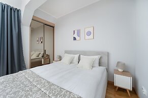 Manganowa Two-level Apartment by Renters