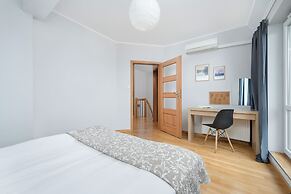 Manganowa Two-level Apartment by Renters