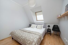 Manganowa Two-level Apartment by Renters