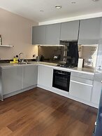 Luxurious 2 Bedroom Apartment in Reading