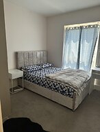 Luxurious 2 Bedroom Apartment in Reading