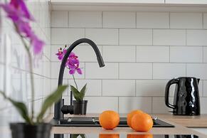 Cozy Studio in Łódź by Renters