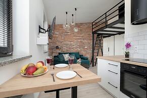 Cozy Studio in Łódź by Renters