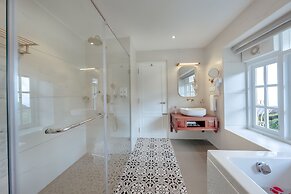 LE MONTFORT RESORT