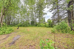 Centrally Located Soldotna Apartment w/ Patio!