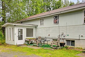 Centrally Located Soldotna Apartment w/ Patio!