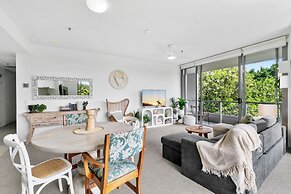 Coastal Harbour Lights -pool Gym Prime Location