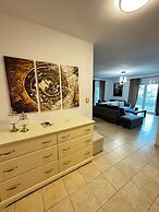 Skiathos Center Stylish 2 Bd w Balcony