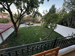 Skiathos Center Stylish 2 Bd w Balcony