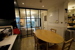 Surrey Quays Apartment