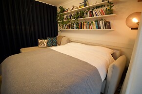 Surrey Quays Apartment