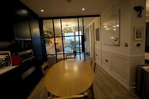 Surrey Quays Apartment
