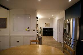 Surrey Quays Apartment