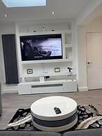 Uppamosluxurious London House With 4 Bedrooms