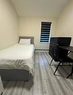 Uppamosluxurious London House With 4 Bedrooms