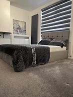 Uppamosluxurious London House With 4 Bedrooms