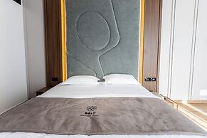 Bolt Boutique Hotel