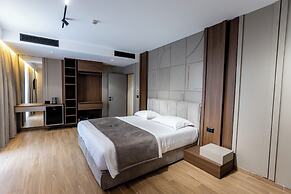 Bolt Boutique Hotel