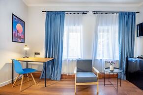 HB apartments Hill House