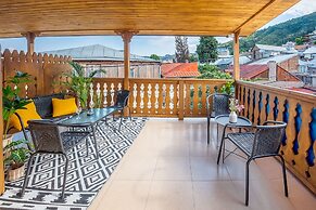 HB apartments Hill House