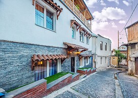 HB apartments Hill House
