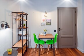 HB apartments Hill House