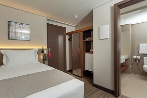 Hotel Roochelle Convention by Nobile