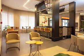 Hotel Roochelle Convention by Nobile