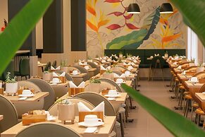 Hotel Roochelle Convention by Nobile