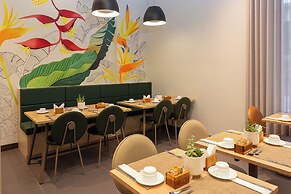 Hotel Roochelle Convention by Nobile