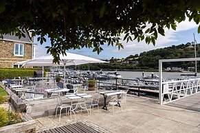 The Masts 37 Dart Marina