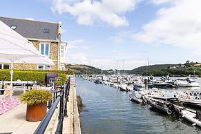 The Masts 37 Dart Marina