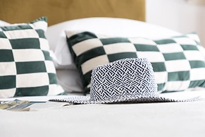 The Masts 37 Dart Marina