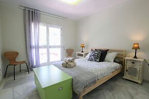 Tess Villa Becerra in Alhaurin de la Torre