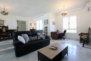 Tess Villa Becerra in Alhaurin de la Torre