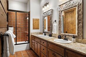 Private Ranch - Pool, Ping Pong, Yoga, Weddings, Games