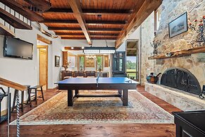 Private Ranch - Pool, Ping Pong, Yoga, Weddings, Games
