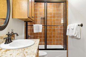 Private Ranch - Pool, Ping Pong, Yoga, Weddings, Games