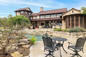 Private Ranch - Pool, Ping Pong, Yoga, Weddings, Games