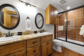 Private Ranch - Pool, Ping Pong, Yoga, Weddings, Games